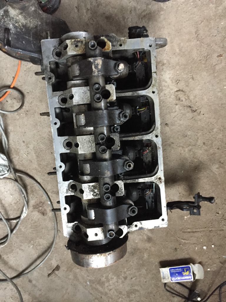 Vw 1.9 TDi  Cylinder head 