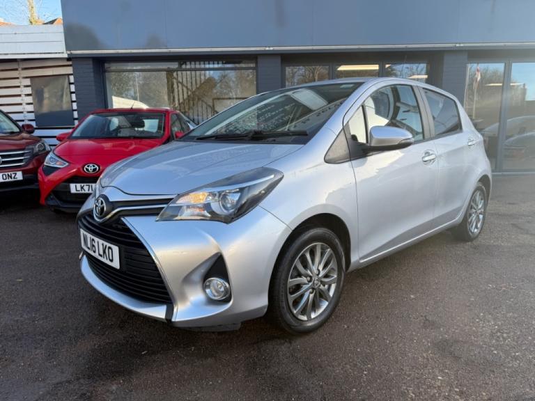  Toyota Yaris 1.33 VVT-i Icon 5dr - FTSH - AIR CON -ALLOYS - REAR CAMERA