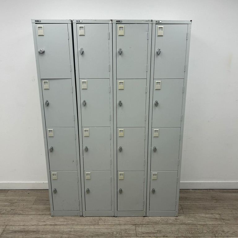 4 Door Metal Locker Unit – Grey – Padlockable – 1800mm – Office / Gym Storage
