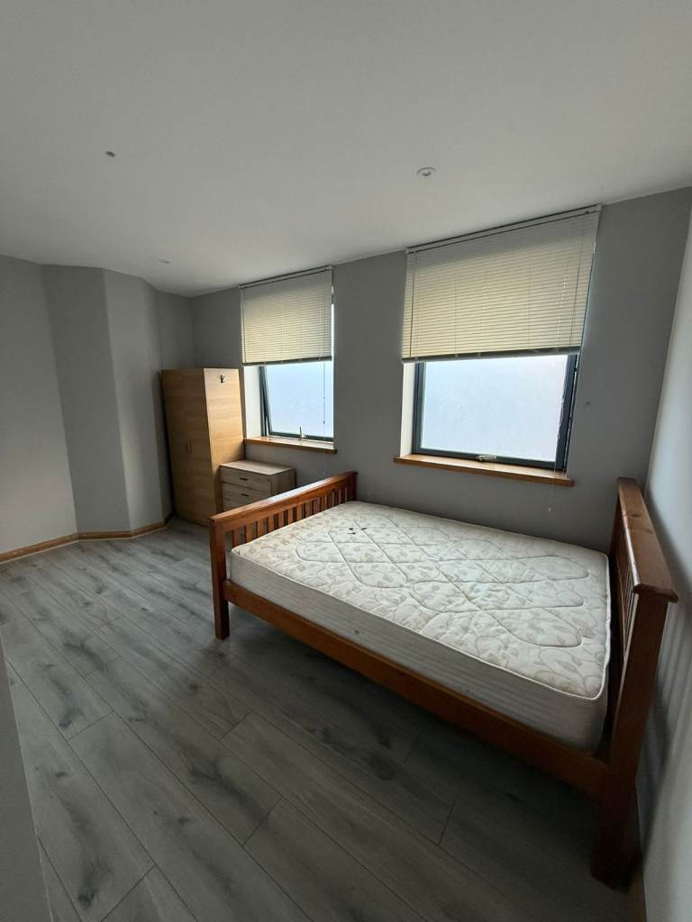Furnished Studio to rent in Canary wharf (E14)