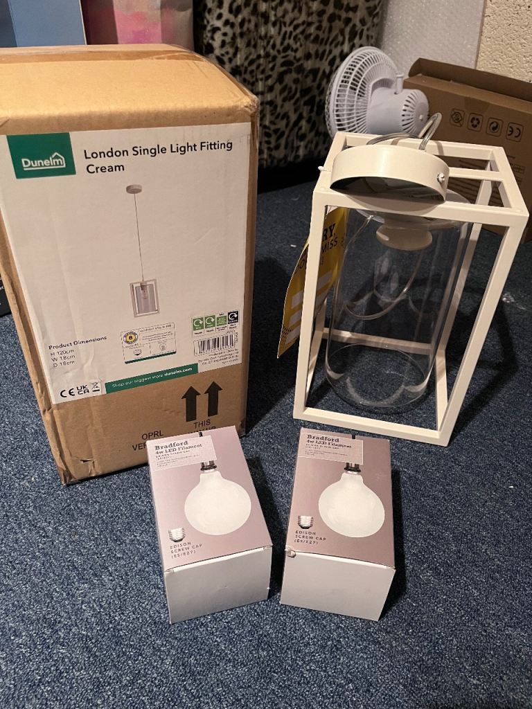 Brand new Dunelm London single light fitting in cream x2 with bulbs 