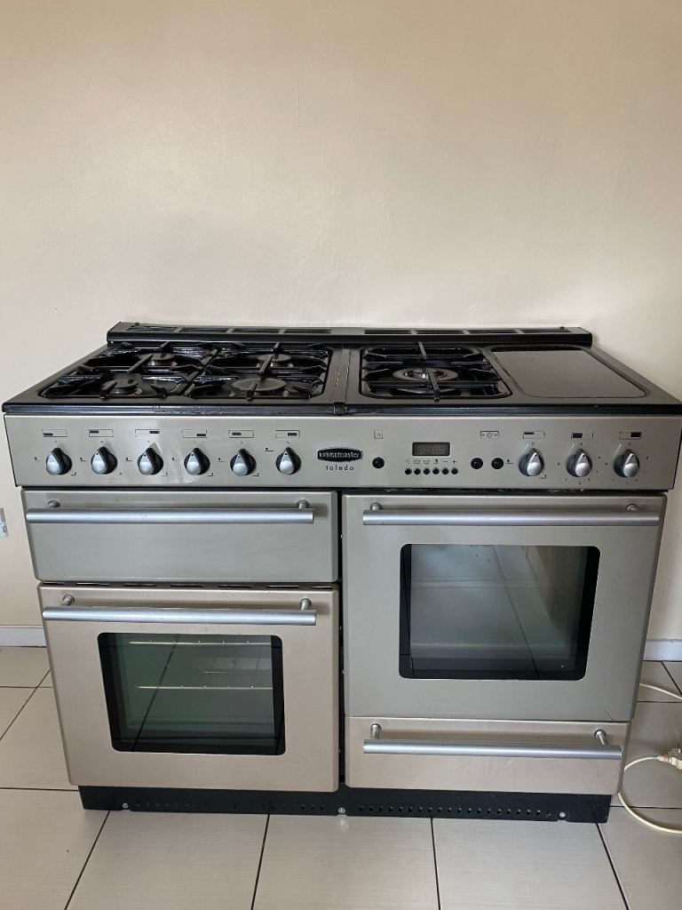  RangeMaster Cooker with Ovens and Hobs