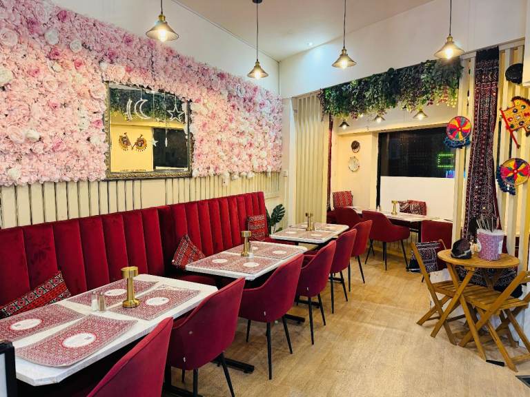 PAKISTANI authentic running restaurant for sale .  