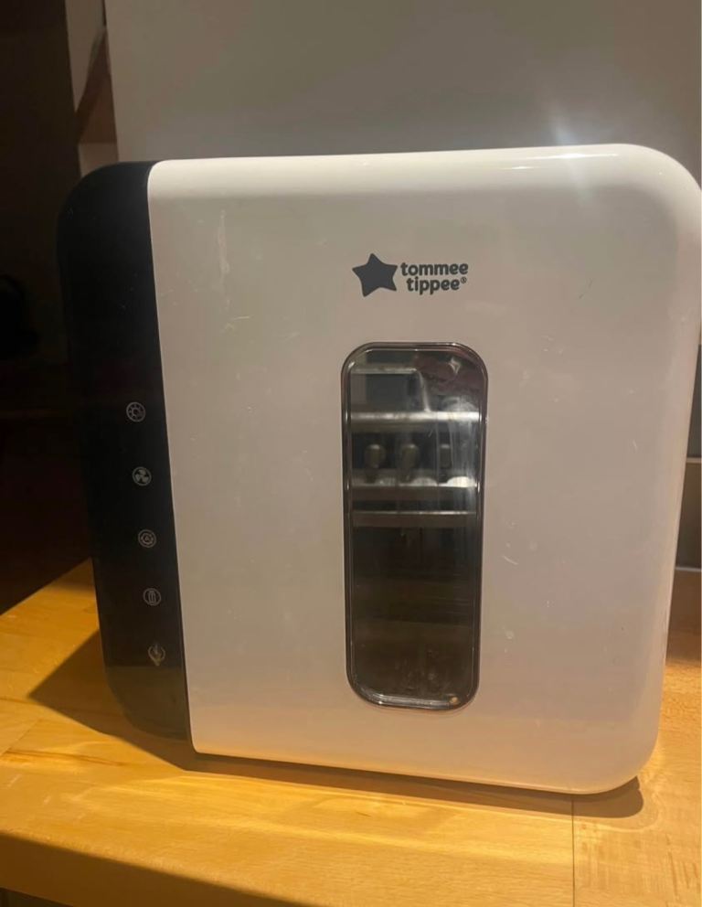 Tommee Tippee UV baby bottle steriliser 