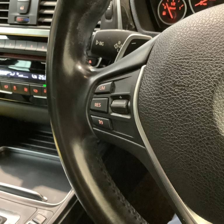 2017 BMW 3 Series Gran Turismo 2.0 320d Luxury GT 5dr Diesel Auto Euro 6 (s/s) (190 ps) Hatchback...