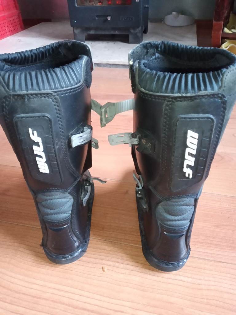 Child's motorbike boots 