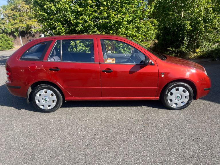 SKODA FABIA 1.4 petrol ONE YEARS MOT drives excellent 