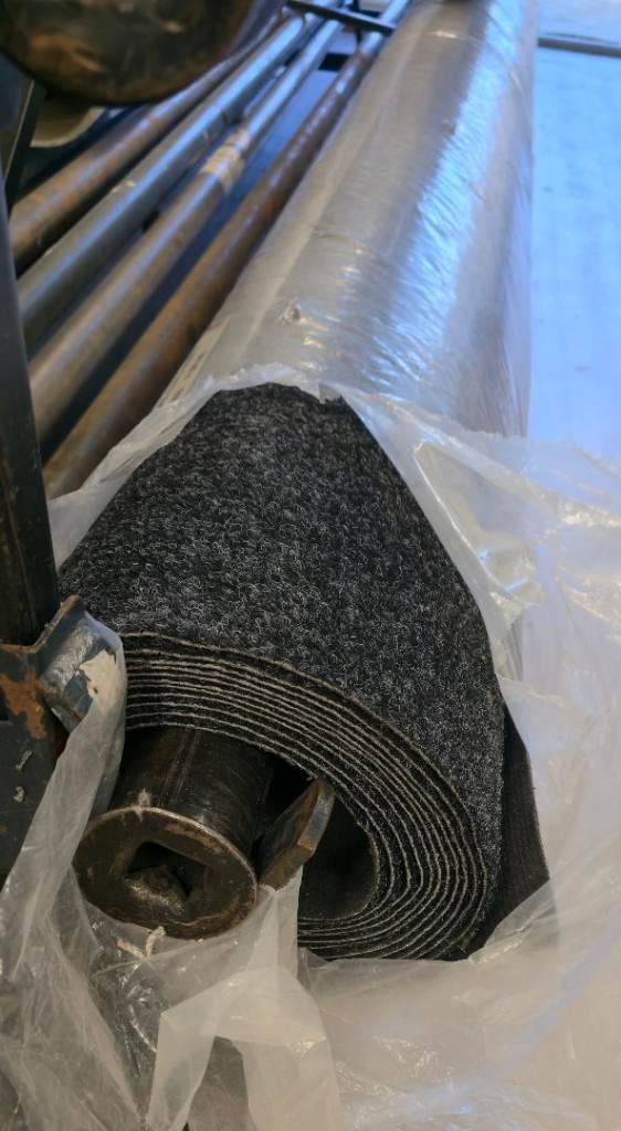Carpet Roll Standard Velour 54 Anthracite 4m x 6.3m