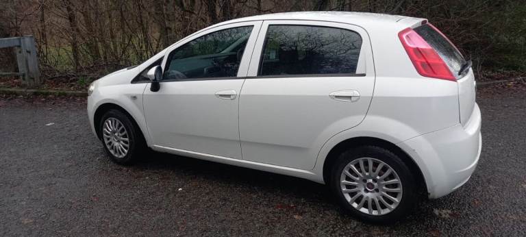 Fiat, GRANDE PUNTO, Hatchback, 2010, Manual, 1368 (cc), 5 doors