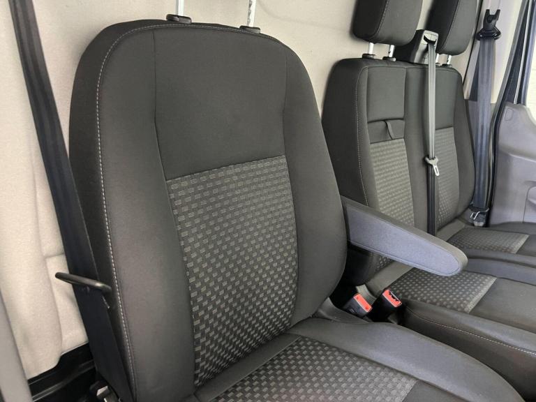 2024 Ford Transit 2.0 EcoBlue 170ps H3 Limited Van PANEL VAN DIESEL Manual