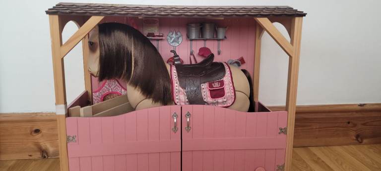 Our generation stable, horse and accessories