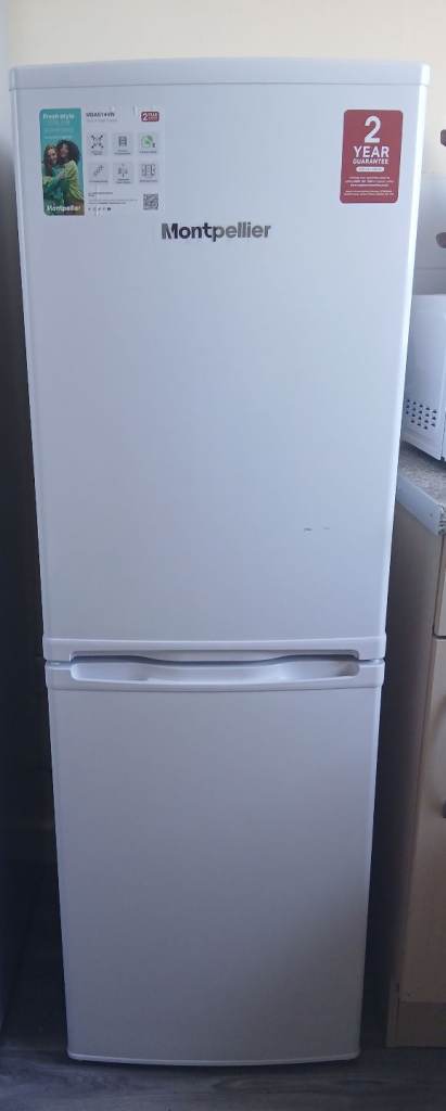 Small fridge freezer 