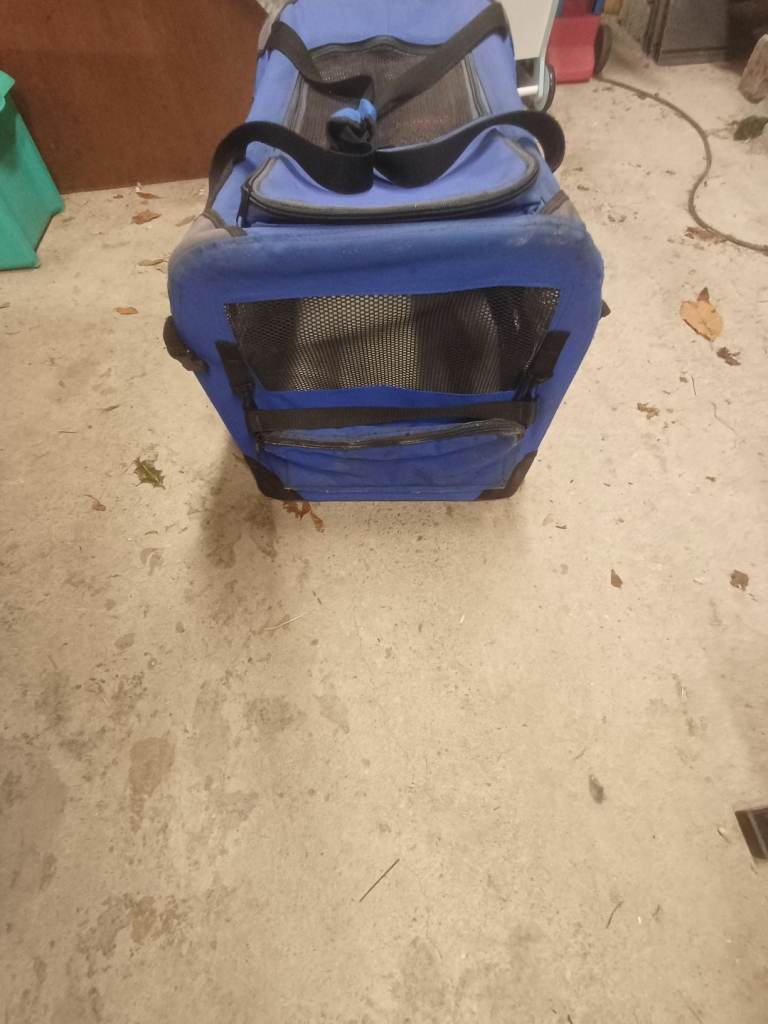 Folding dog/cat cratec