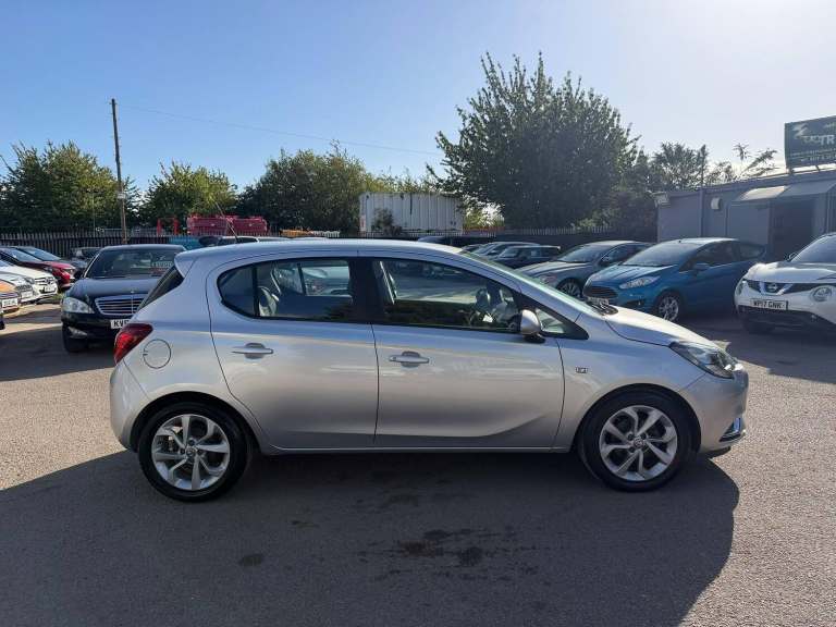2019 Vauxhall Corsa 1.4i ecoTEC SRi Nav Auto Euro 6 5dr HATCHBACK Petrol Automatic