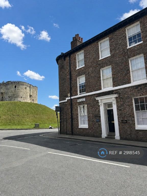 1 bedroom flat in Peckitt St, York, YO1 (1 bed) (#2918545)