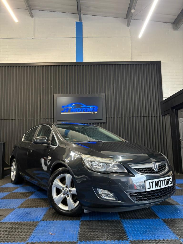 2012 Vauxhall Astra 1.7 CDTi 16V ecoFLEX SRi 5dr HATCHBACK Diesel Manual