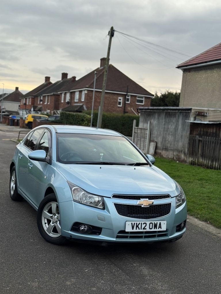 Chevrolet, CRUZE, Hatchback, 2012, automatic, 1598 (cc), 5 doors
