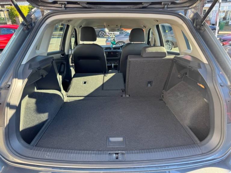 2018 Volkswagen Tiguan 2.0 TDi 150 4Motion S 5dr DSG ESTATE DIESEL Automatic