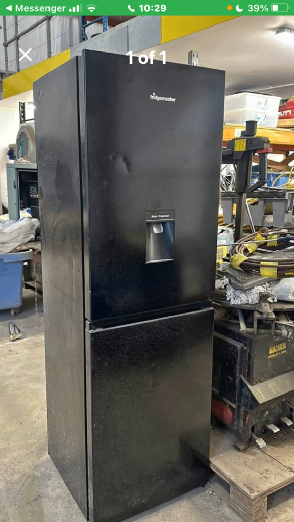 Fridgmaster fridge freezer black 