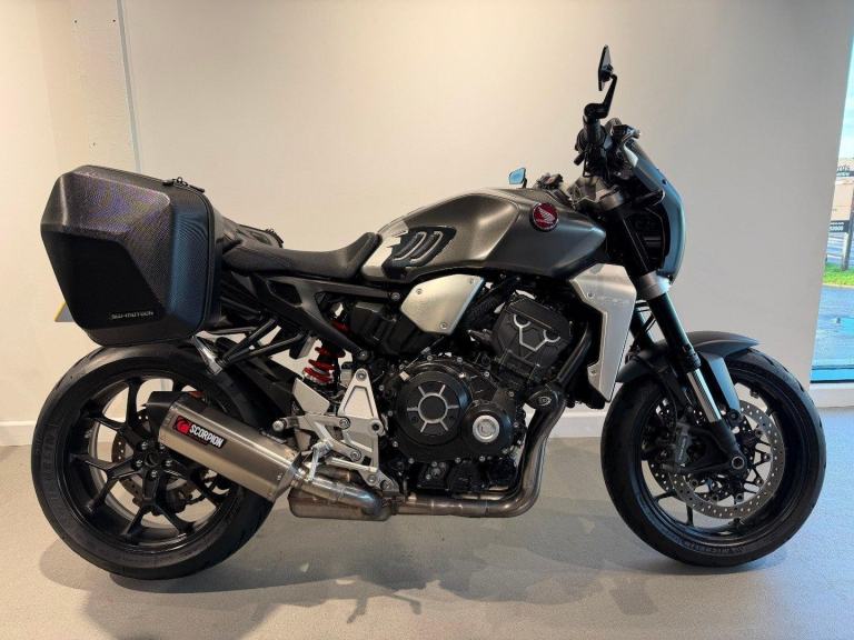 2018 HONDA CB1000R, '18 Plate with 11,836 miles