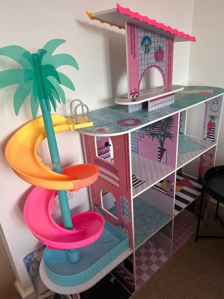 Free LOL Doll House