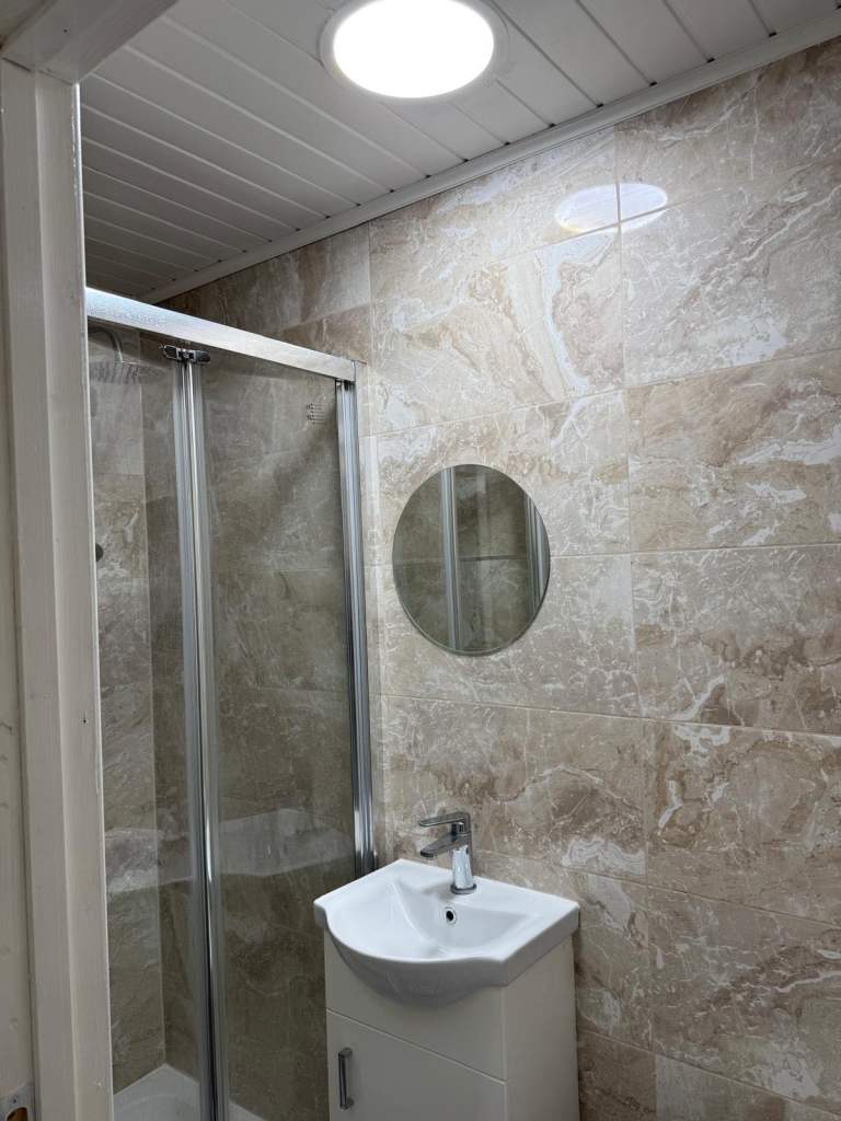 Double  room for rent 