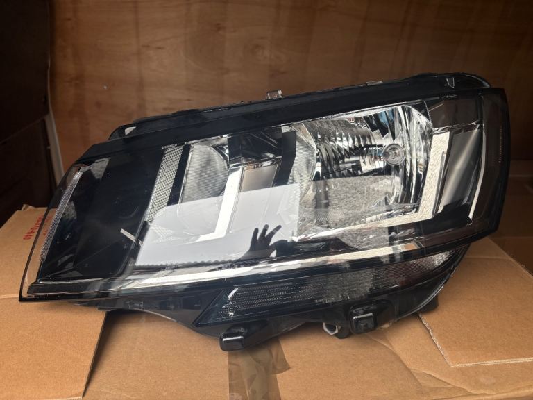 Transporter T6.1 Headlights 