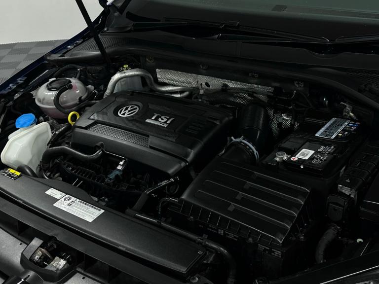 2019 Volkswagen Golf R 4Motion 2.0 TSI DSG ( 300 bhp ) HATCHBACK Petrol Automatic