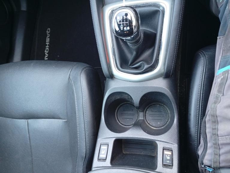 2016 Nissan Qashqai 1.2 DiG-T Tekna [Non-Panoramic] 5dr HATCHBACK Petrol Manual