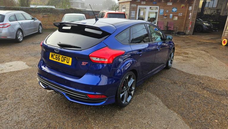 2017 Ford Focus 2.0T EcoBoost ST-3 5dr HATCHBACK Petrol Manual
