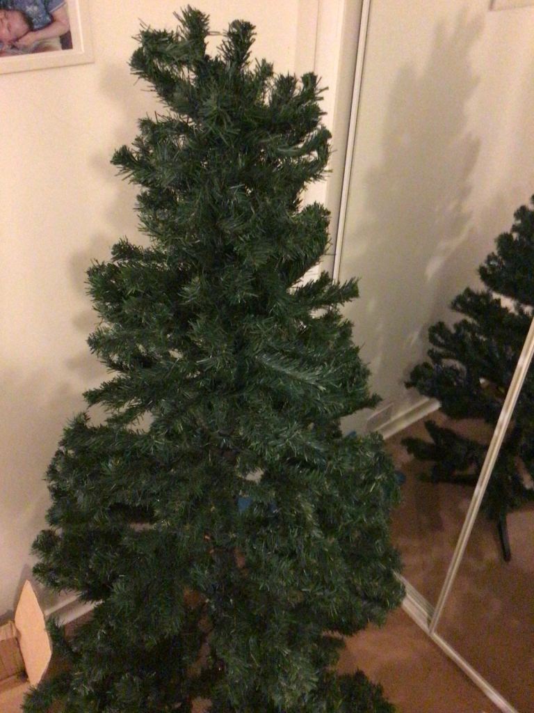 6ft Christmas tree