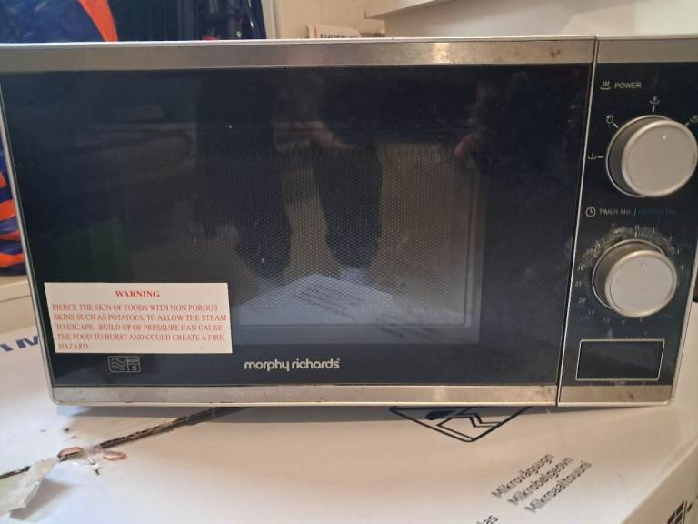 Morphy richards microwave