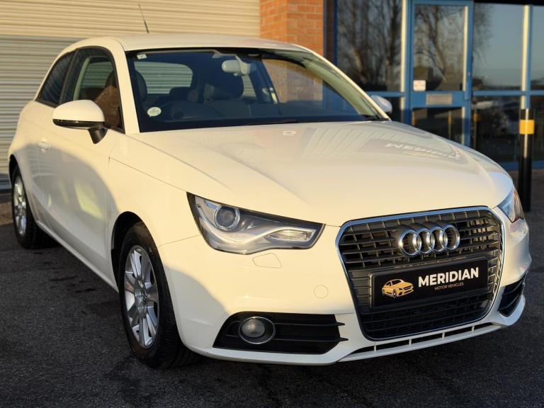 2011 Audi A1 1.4 TFSI Attraction Hatchback 3dr Petrol S Tronic Euro 5 (s/s) (122 ps) Hatchback Pe...