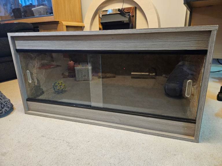 Vivarium 3ftx2ftx1.5ft 