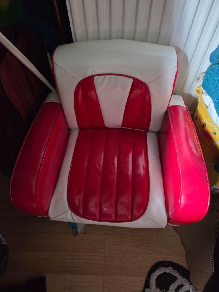 Retro kids armchair