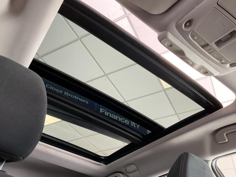 2016 Nissan X-Trail 1.6 dCi N-Vision 5dr [7 Seat] ESTATE Diesel Manual