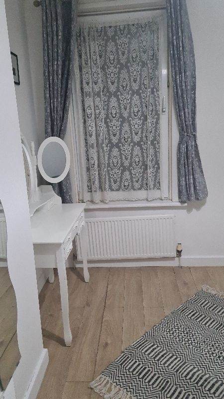 Looking for a friendly lodgers