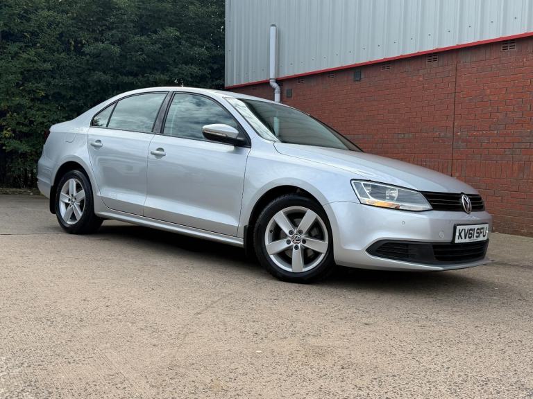 2011 Volkswagen Jetta 1.6 Tdi *** RARE AUTOMATIC / NEW MOT 