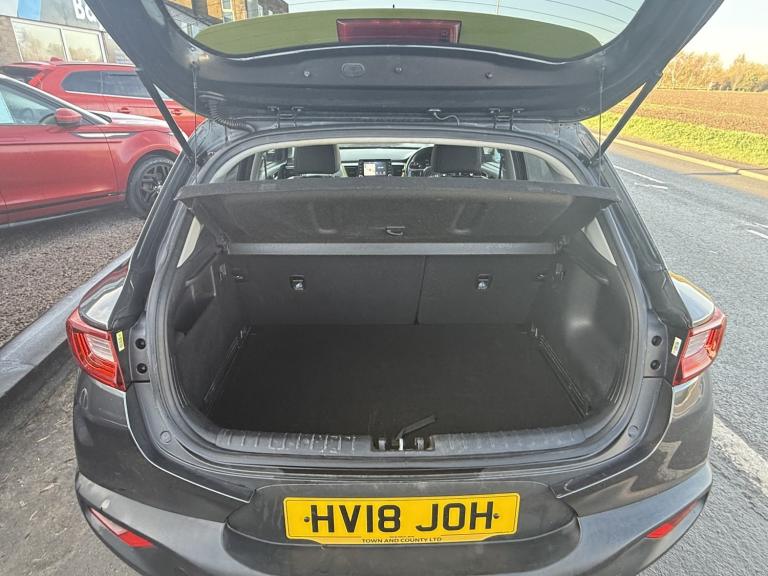 KIA STONIC 1.0 T-GDi First Edition Grey Manual Petrol 2018