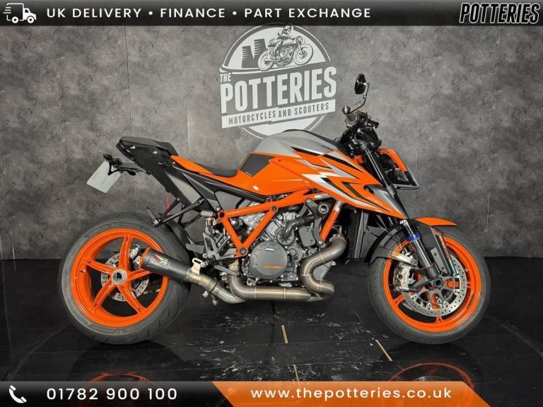 KTM 1290 Super Duke R EVO