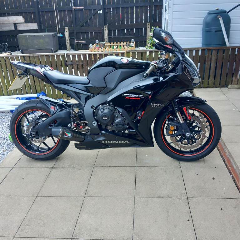 CBR FIREBLADE 1000