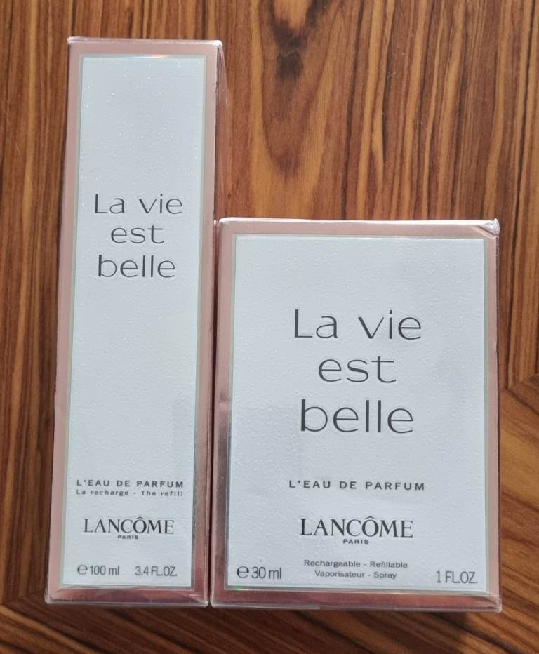 Unopened and Sealed NEW Lancôme La Vie Est Belle Bundle – 30ml Spray + 100ml Refill