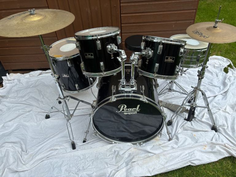 Vintage 1990’s  Pearl Export Drum kit , Remo Dynamax Stands, Paiste Cymbals & Premier hard cases