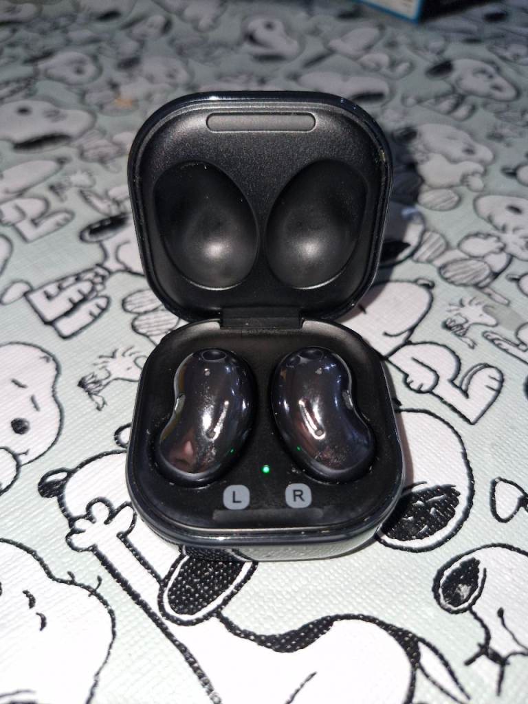 Galaxy Buds Live (F4C8) Right Bud faulty
