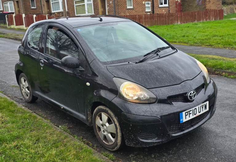 Toyota, AYGO, Hatchback, 2010, Manual, 998 (cc), 3 doors