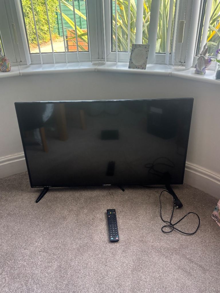 43 inch Blaupunkt LED smart tv 