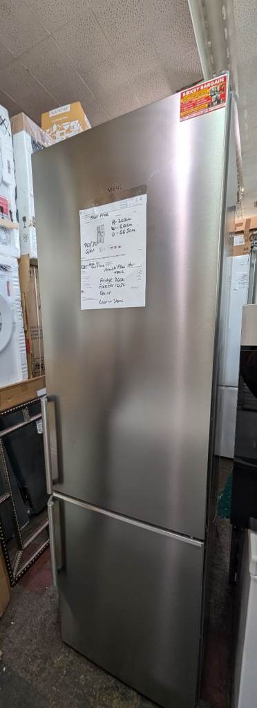 SIEMENS IQ-500 203CM S/S FRIDGE FREEZER-70/30-LARGE 363L CAPACITY-FROST FREE-MULTI FLOW-NEW GRADED