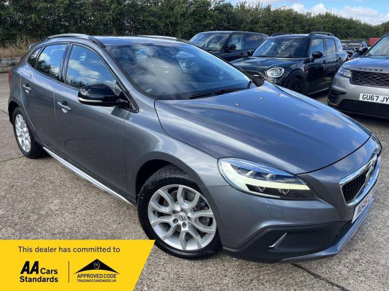 2016 Volvo V40 1.5 T3 Pro Auto Euro 6 (s/s) 5dr Hatchback Petrol Automatic