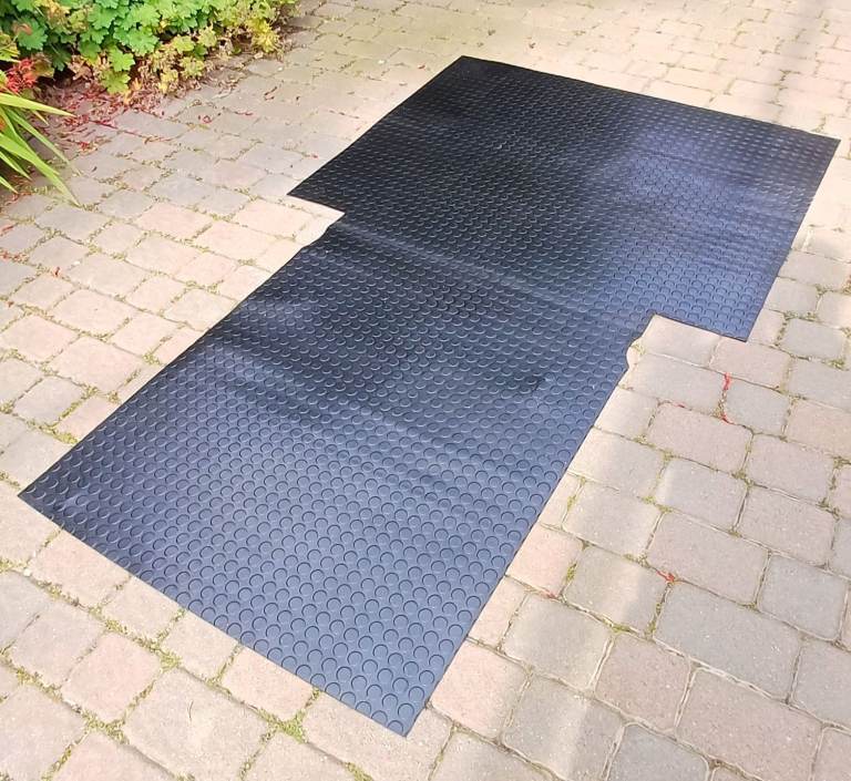 Brand new 3mm rubber mat for Kia PV5 cargo