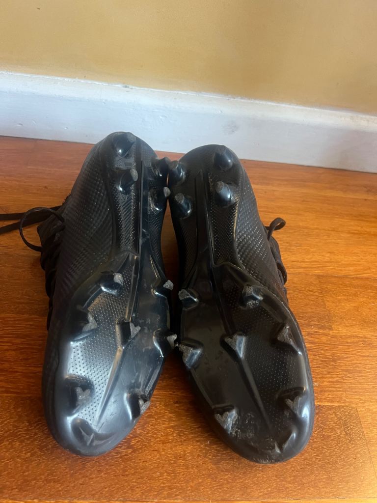 Football Boots Adidas Size UK 7